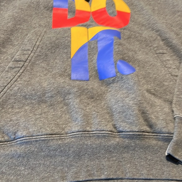 Nike adult medium hoodie - Picture 2 of 3